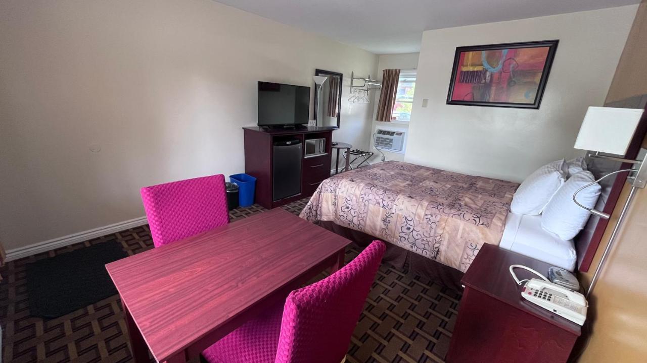 Park Place Motel & Suites Tweed Extérieur photo