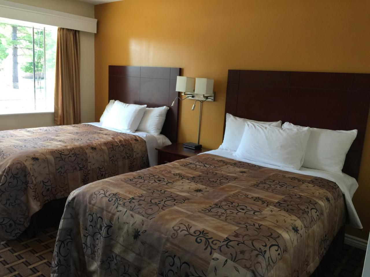 Park Place Motel & Suites Tweed Extérieur photo