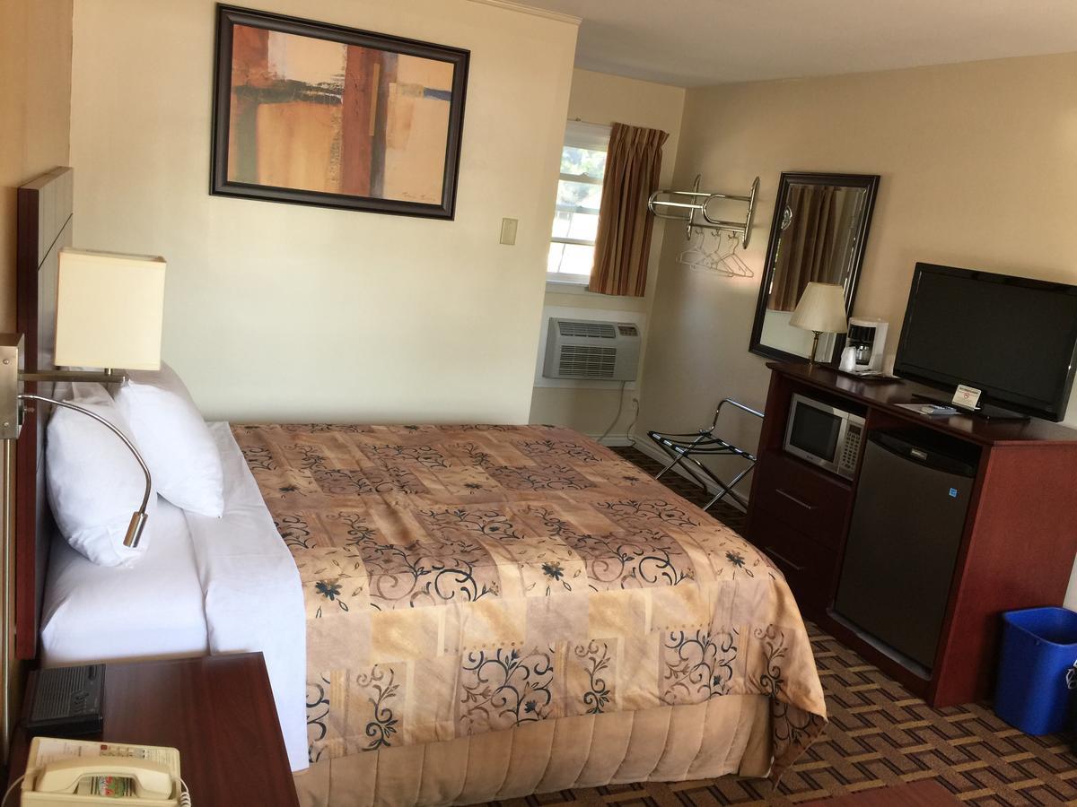 Park Place Motel & Suites Tweed Extérieur photo