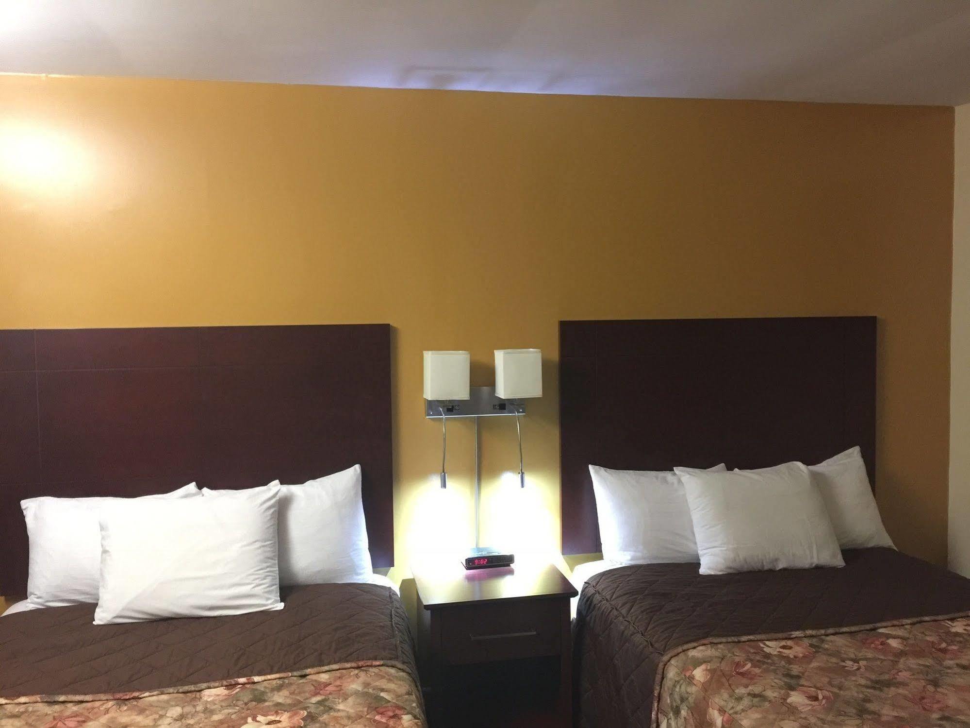 Park Place Motel & Suites Tweed Extérieur photo